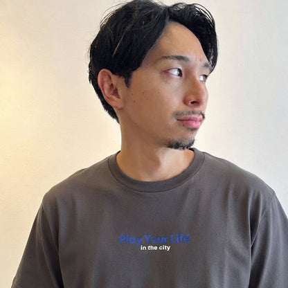 【限定20着】2026 新作Playful  City TEE 【Cement】